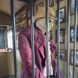 Henryx Western City Császár - Egyéb