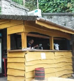 Hotel Visegrád Borospincéje