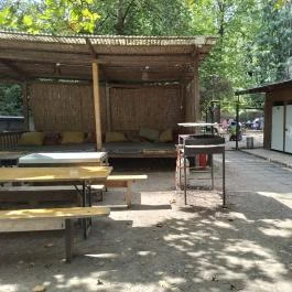 Két Rombusz, Budapest - Egyéb