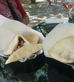 MonAmi Music Club Bistro & Pub