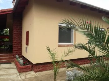 Nyugi-Lak Tiszakécske