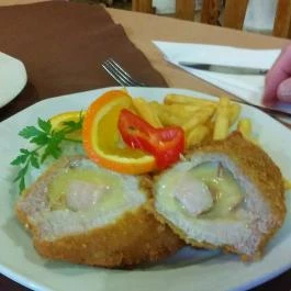 Öreg Halász Étterem , Tát - Étel/ital