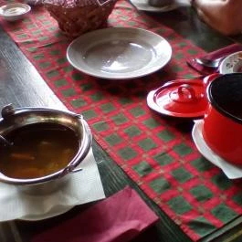 Öreg Sváb Étterem, Üröm - Étel/ital