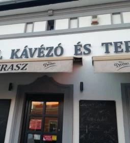Travel Kávézó