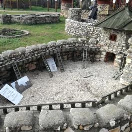 Várpark és Skanzen Dinnyés - Egyéb