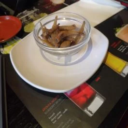 Wasabi Running Sushi & Wok Restaurant - Szépvölgyi út, Budapest - Étel/ital