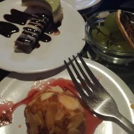 Wasabi Running Sushi & Wok Restaurant - Szépvölgyi út, Budapest - Étel/ital