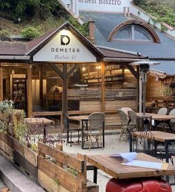 Demeter Borbár 44 Vinoteka