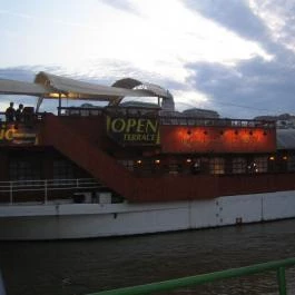 BOATanic Terrace & Bar, Budapest - Belső