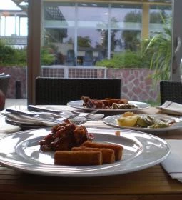 Yacht Club Hotel étterme