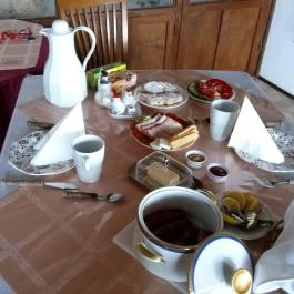 Ferienhaus Apartmanház Zalánki , Eger - Vendéglátás