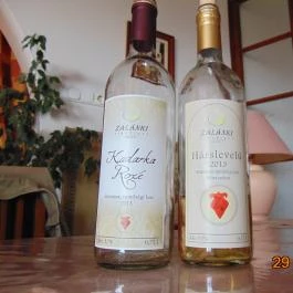 Ferienhaus Apartmanház Zalánki , Eger - Vendéglátás