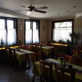 Karaván Vendéglő Kisbucsa - Belső