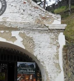 Castrum Boldua középkori étterem