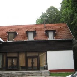 Ezüstfenyő Üdülő, Visegrád - Külső kép