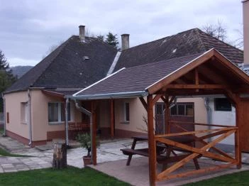 Bakonybél Apartmanház Bakonybél