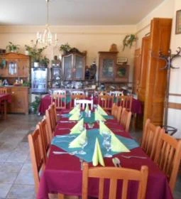 Borostyánkert Vendéglő