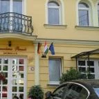 Hotel Panoráma Eger - Külső kép