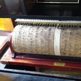 Százéves Cukrászda Gyula - Belső