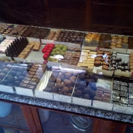 Százéves Cukrászda Gyula - Étel/ital