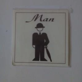 Százéves Cukrászda Gyula - Mosdó