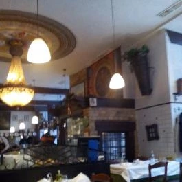 Trattoria Pomo D'Oro, Budapest - Belső