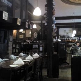 Trattoria Pomo D'Oro, Budapest - Belső