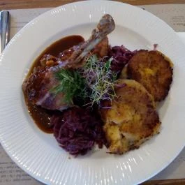 Vakvarjú Csónakház Budapest - Étel/ital