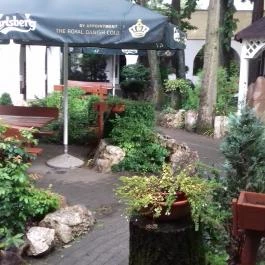 Öreg-tó Hotel, Tata - Medence/kert