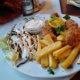 Tassi Halászcsárda, Tass - Étel/ital