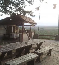 Castrum Boldua középkori étterem