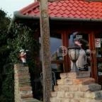 Diófa Csárda Harc - Külső kép