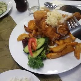 Platán Étterem Sárvár, Sárvár - Étel/ital