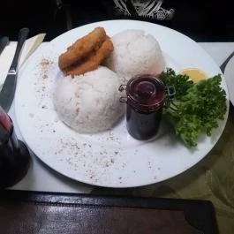 Platán Étterem Sárvár, Sárvár - Étel/ital