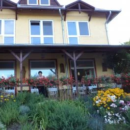 Bonne Chance Hotel, Bázakerettye - Külső kép