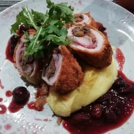 Csokonai Söröző & Étterem Debrecen - Étel/ital