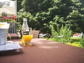 Édeskert Étterem & Fagyizó Eger