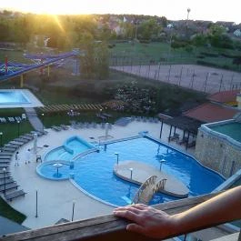 Hunguest Hotel Pelion Tapolca - Medence/kert