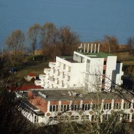 Hotel Három Hattyú Balatonföldvár - Külső kép