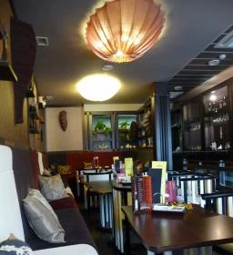 Lounge Coffee & Wine Kávéház