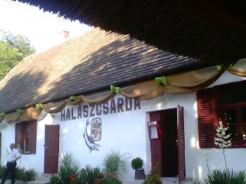 Tóparti Halászcsárda Tata Tóparti Halászcsárda Tata
