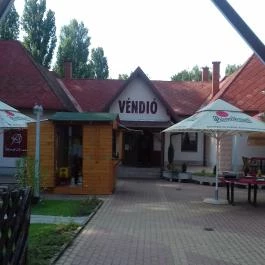 Véndió Étterem, Baja - Külső kép