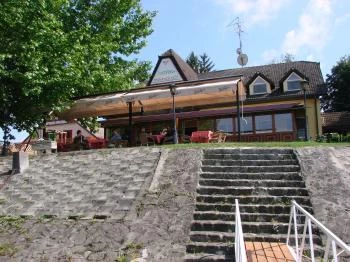 Vizafogó Panzió étterme Baja