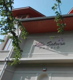 Villa Sakura Panzió