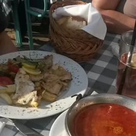 Öreg Kőrössy Halászcsárda, Szeged - Étel/ital