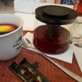 Vintage World Debrecen - Étel/ital