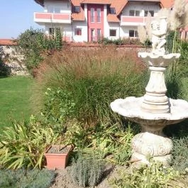 Ametiszt Hotel, Harkány - Medence/kert