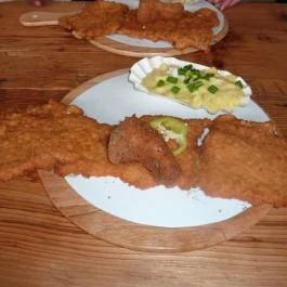 Buja Disznók - Belvárosi Piac, Budapest - Étel/ital