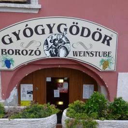 Gyógygödör Borozó Sopron - Külső kép