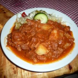 Gyógygödör Borozó Sopron - Étel/ital